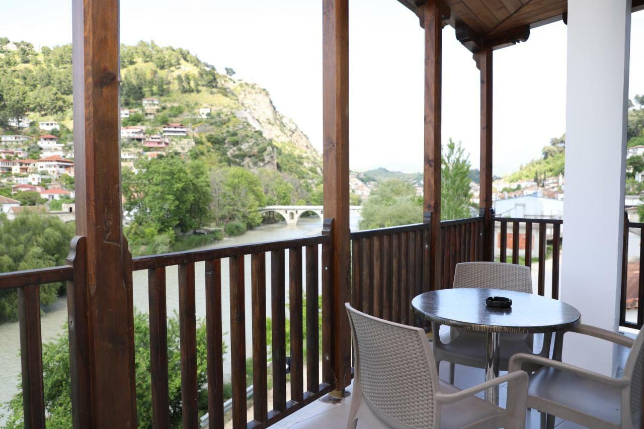 Hotel Demaj Berat Exterior photo